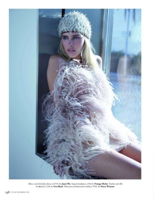 Isabel Lucas pic #682678